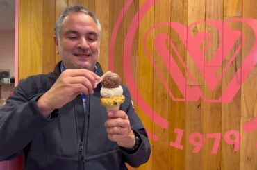 Sydney Day 4: Mankousheh of the Day, Muscle Cars, Rugby Match Experience, i4Give, Vivid Drone Show