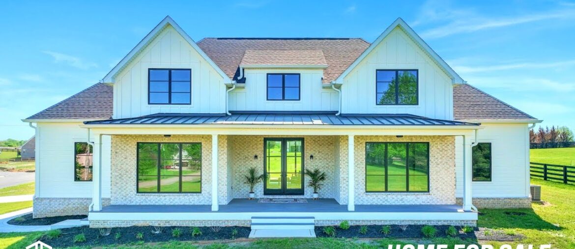 TOUR A MODERN LUXURY FARMHOUSE w/ Covered Porch Sitting on 1.05 ACRES in Spring Hill, Tennessee