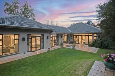 3 Bedroom House For Sale in Bryanston - Firzt Realty Company - RL17617