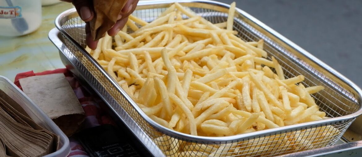 DELICIOUS! CRISPY FRENCH FRIES!!  by Hardworking Couple | Filipino Street Food