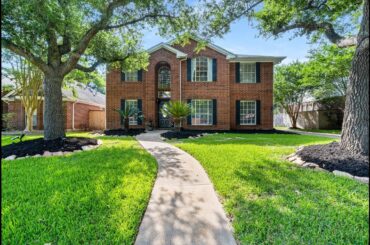 1206 Rabbs Crossing Sugar Land, TX | ColdwellBankerHomes.com