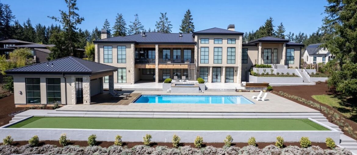 Amazing mountain view estate with pool-26300 French Oak Dr,West Linn OR 97068-Hall Group Properties