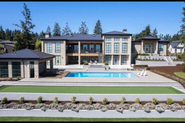 Amazing mountain view estate with pool-26300 French Oak Dr,West Linn OR 97068-Hall Group Properties
