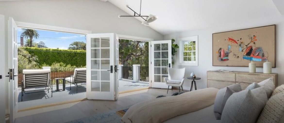 354 South Lucerne Boulevard, Los Angeles, CA 90020