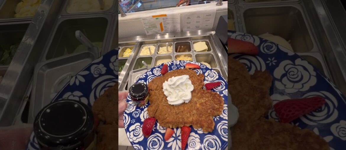 The BEST breakfast from a French bistro