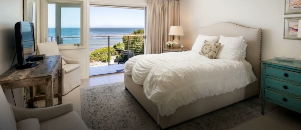 4440 Opal Cliff Drive, Santa Cruz, CA 95062