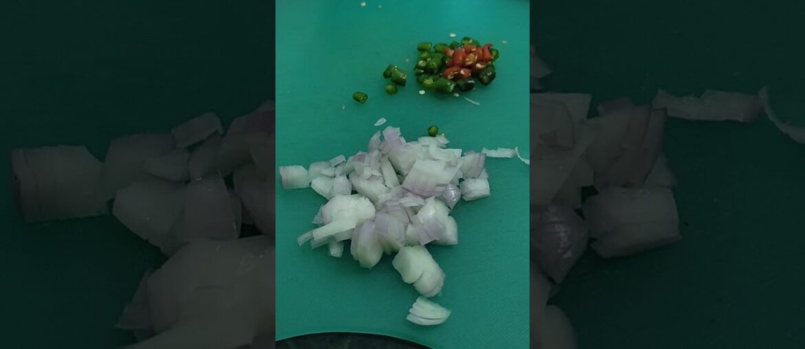 Exploring the World of Egg omlet Delights!#healthyfood #trendingshorts #youtubeshorts