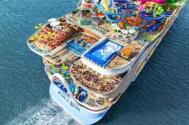 15 MOST Luxurious Cruise Ships