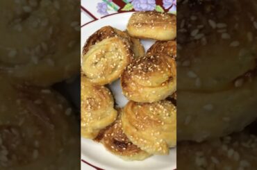 French wheels/ bakar khuani. Recipe is on my YouTube channel.