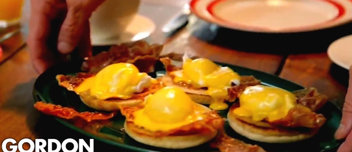 How To Cook Eggs Benedict | Gordon Ramsay How To Cook Eggs Benedict | Gordon Ramsay