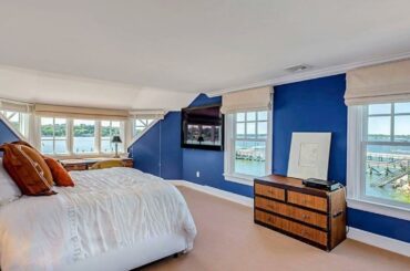 95 Lake Road, Manhasset, NY 11030