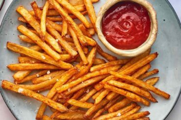 Crispy french fries recipe at home .