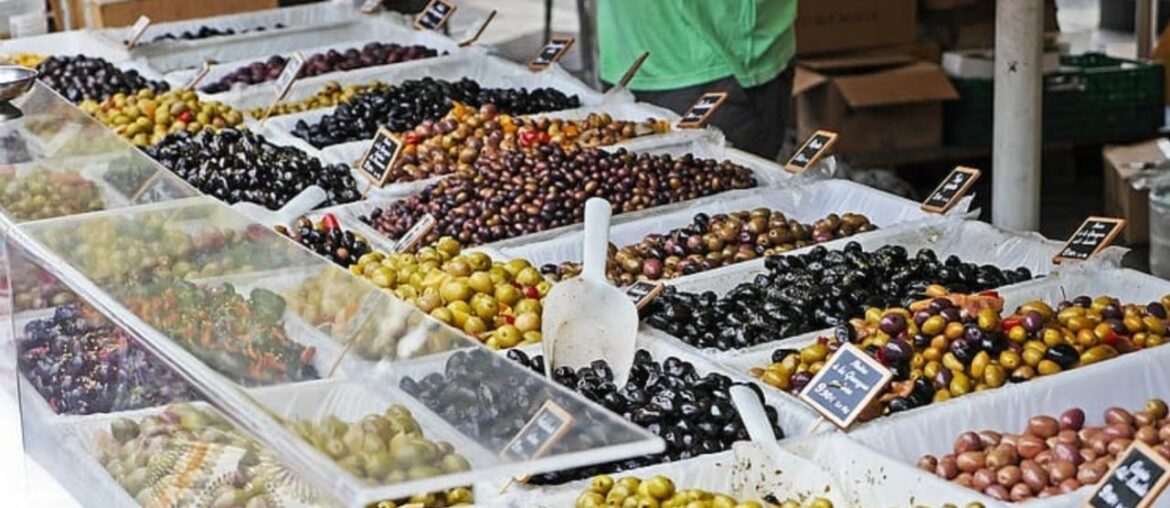Exploring the Vibrant Food Markets of Nice, France #Nice #France #Food #FoodMarket #RestaurantCafe