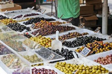 Exploring the Vibrant Food Markets of Nice, France #Nice #France #Food #FoodMarket #RestaurantCafe