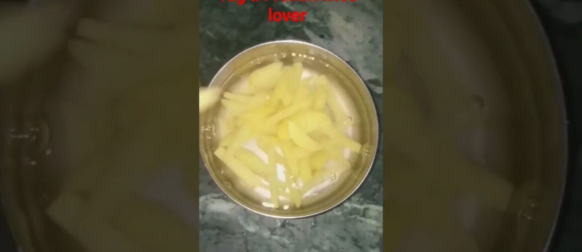 Easiest way to make French fries | deshi style French fries in 15 mint #frenchfries #youtubeshorts Easiest way to make French fries | deshi style French fries in 15 mint #frenchfries #youtubeshorts