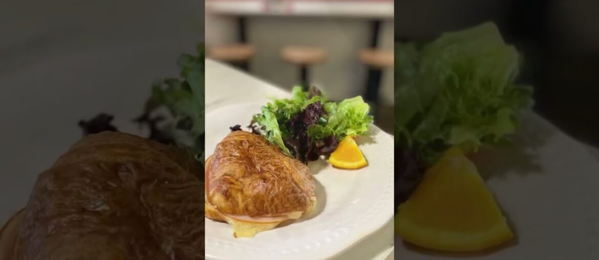 Le Petit Paris – Jacksonville, FL Le Petit Paris - Jacksonville, FL