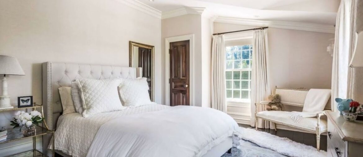 26 Wainscott Main Street, Wainscott, NY 11975 26 Wainscott Main Street, Wainscott, NY 11975