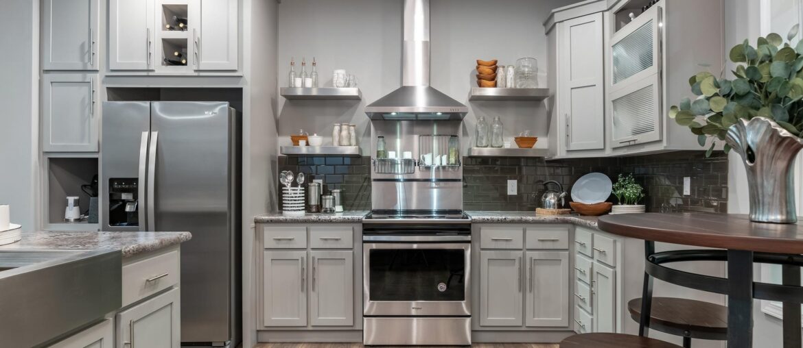 Standard kitchen set