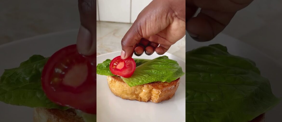 French Toast bread for breakfast #shortvideo