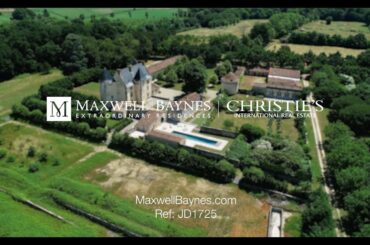 Majestic chateau for sale with 93ha, Saintes, Charente-Maritime, France. Maxwell-Baynes JD1725