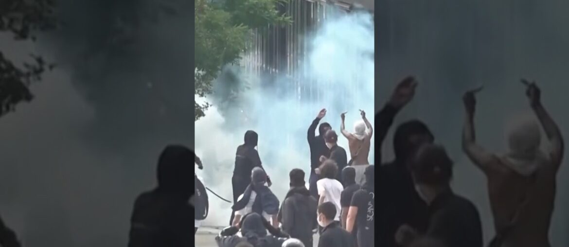 Tear Gas Fired at French Protesters Angry Over Police Shooting Tear Gas Fired at French Protesters Angry Over Police Shooting