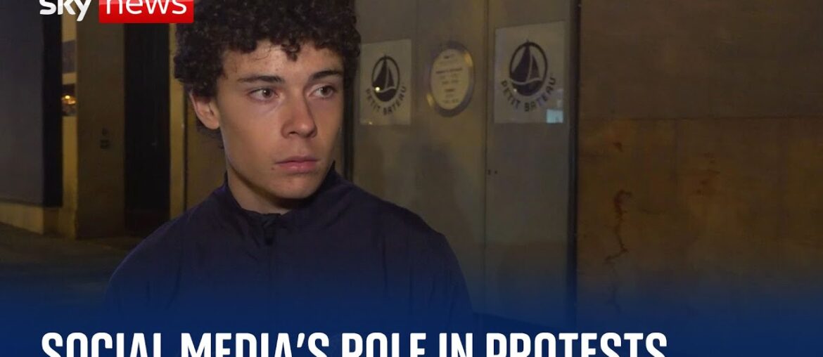 France riots: Social media like Snapchat and Twitter 'very important' to protests France riots: Social media like Snapchat and Twitter 'very important' to protests