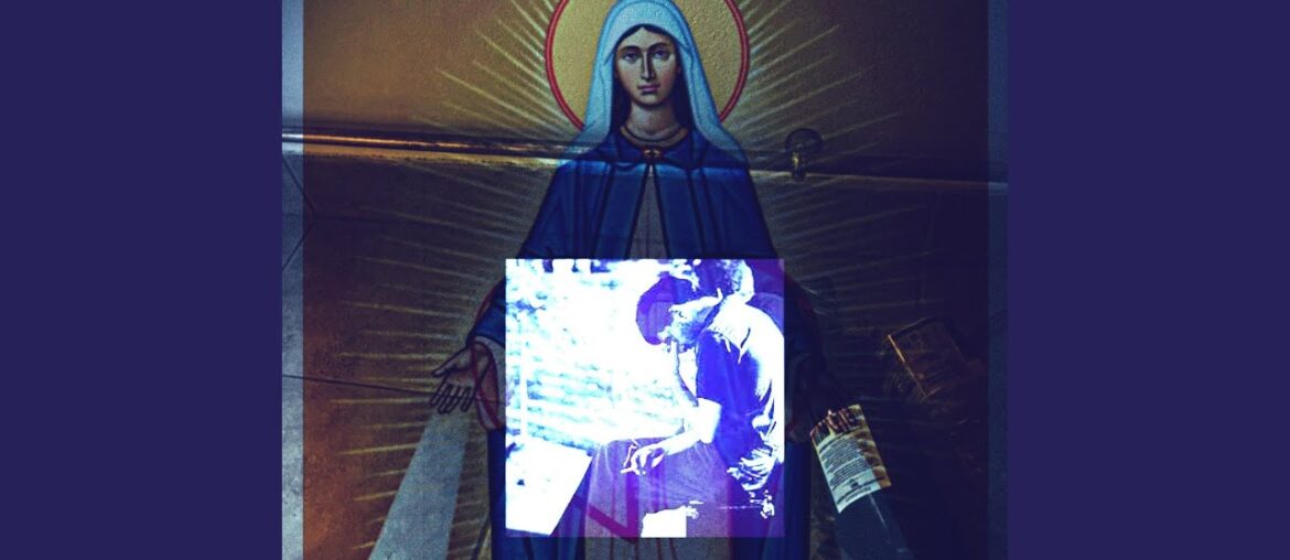 she haunts my mind (french wine)