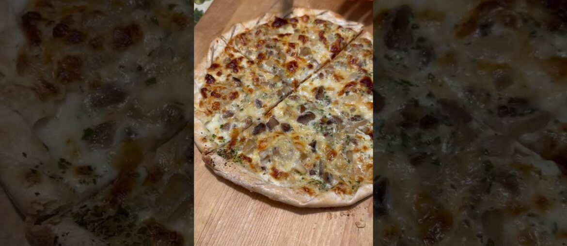 French Style Flatbread with mushrooms. Crispy Crust. #satisfying #food #cooking #shorts