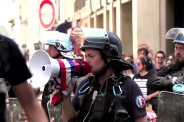 Hundreds defy Paris protest ban a week after riots