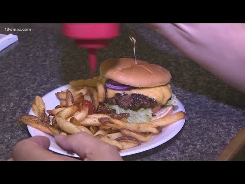 Macon’s second annual French Fry Fight offers up unique fry dishes Macon's second annual French Fry Fight offers up unique fry dishes