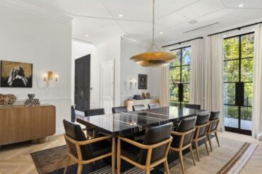 2331 Chislehurst Drive, Los Angeles, CA 90027