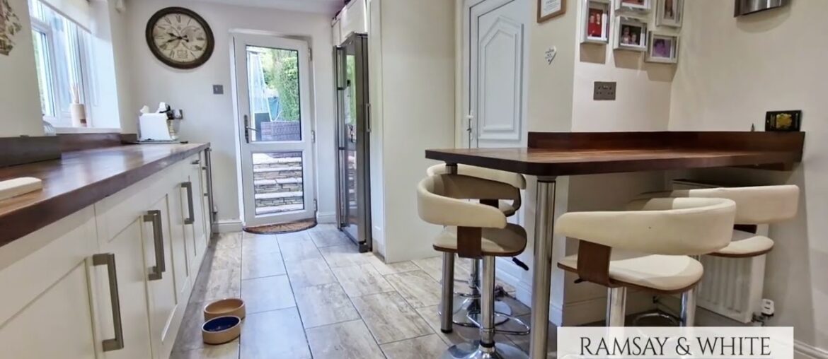 42 Brecon Rise, Pant. 42 Brecon Rise, Pant.