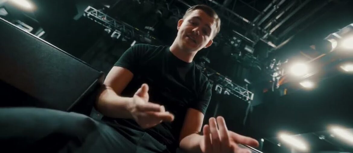 French The Kid - Waiting For You (Official Music Video)