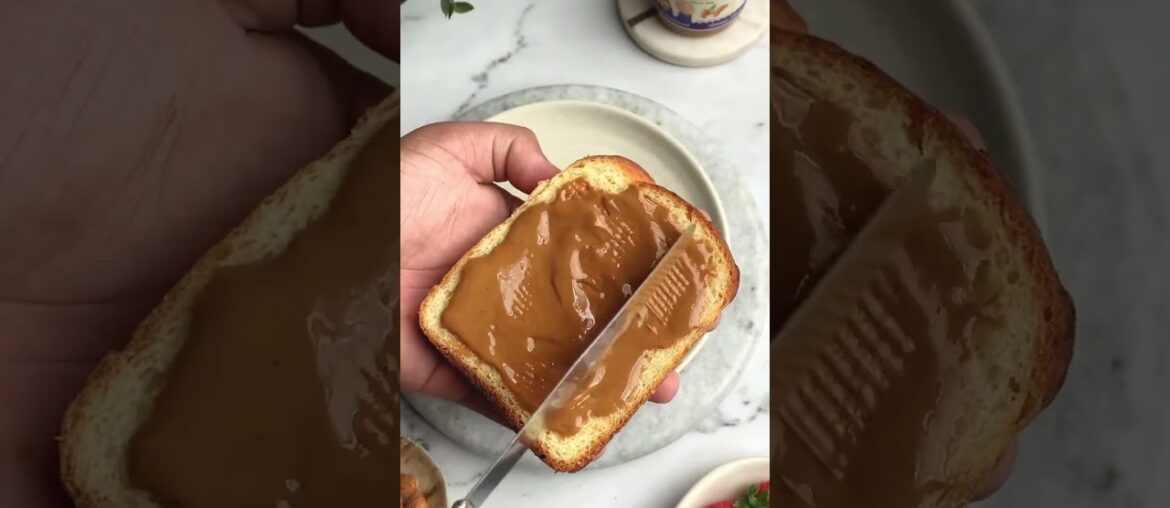 French Toast #explore #strawberry #strawberries #youtubeshorts #frenchtoast #recipe#recipeideas