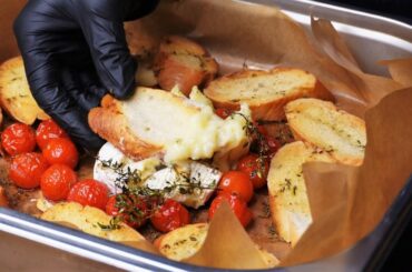 Quick & Easy Brie or Camembert Cheese Appetizer for Your Wine Party