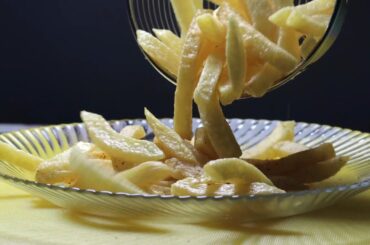 CRISPY FRENCH FRIES! HOW TO MAKE FRENCH FRIES! HOMEMADE FRENCH FRIES!