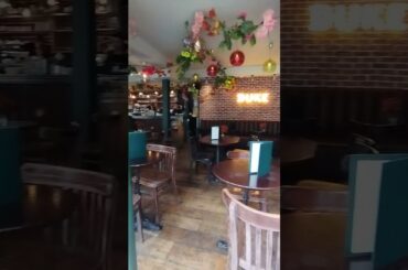 French restaurant simple decoration