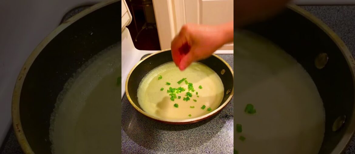 Salty French crepes with green onions #healthy #delicious #salty #frenchcrepes #greenonion #tasty