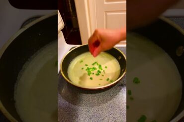 Salty French crepes with green onions #healthy #delicious #salty #frenchcrepes #greenonion #tasty