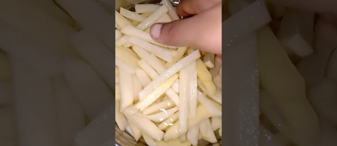 Vrat Wali Recipe|| French fries vrat wali #shorts #trending #viral @CukSukwithKi12 Vrat Wali Recipe|| French fries vrat wali #shorts #trending #viral @CukSukwithKi12