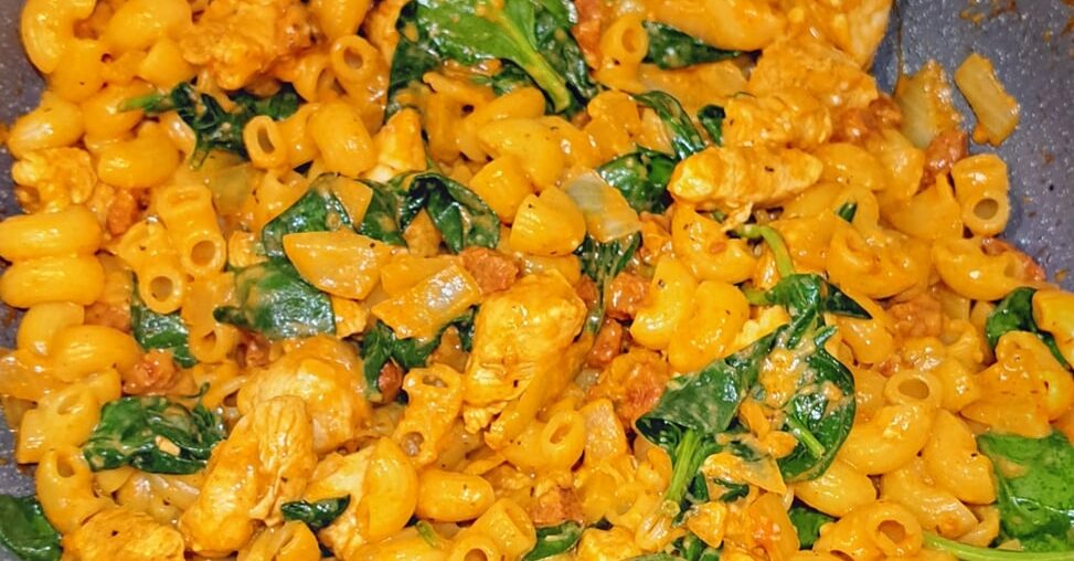 Pâtes crémeuses au poulet et au chorizo