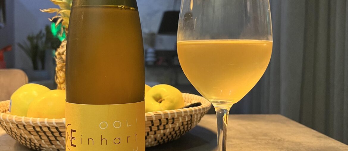 Oolithe - Domaine Einhart from Alsace - short maceration of Sylvaner, Gewürztraminer, Auxerrois and Pinot blanc