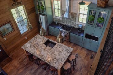 Cozy Cabin Kitchen