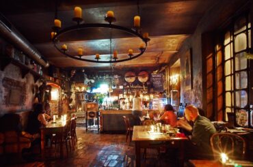 Restaurant in Kraków, Poland. [1500x864]