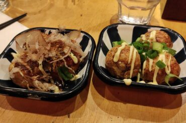 Takoyakis aux flocons de bonite et a la ciboulette