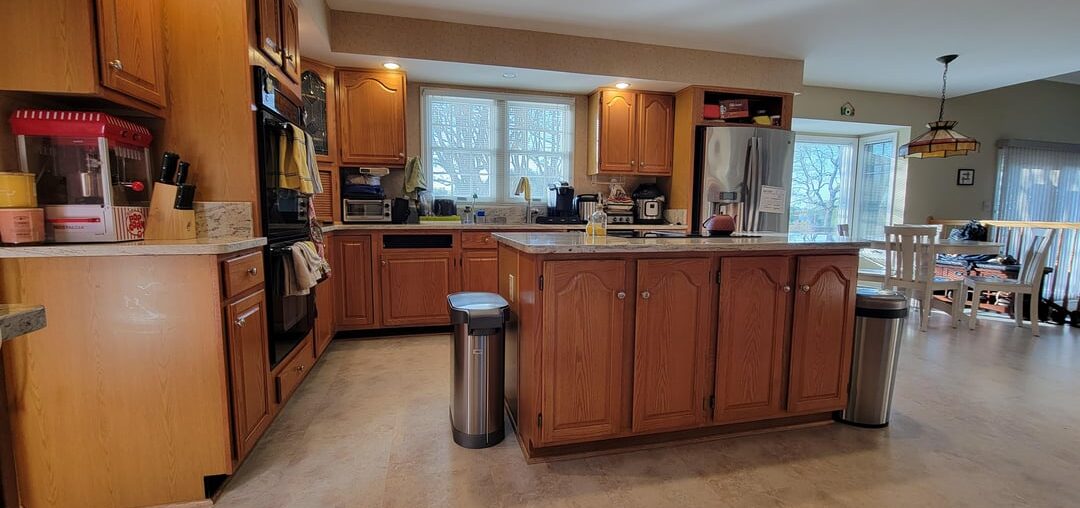 Ideas to renovate this kitchen? Contractor suggestions listed
