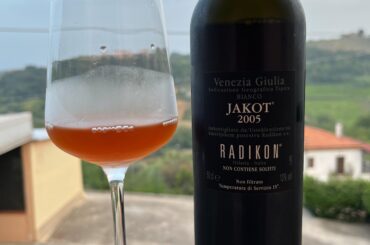 Another Radikon (Jakot 2005) for me🍊