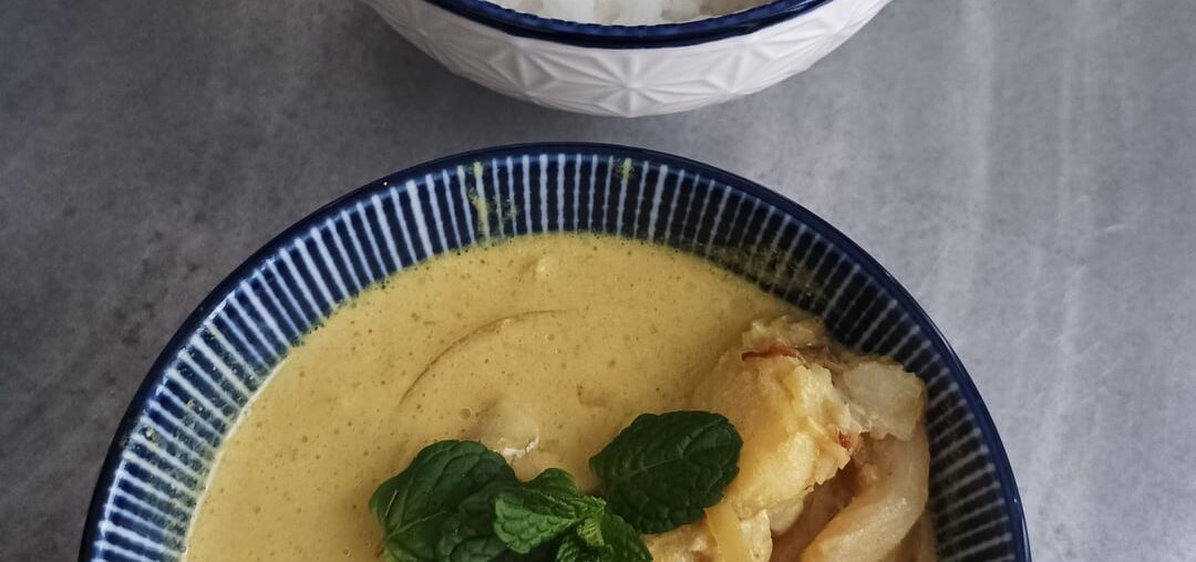 Curry au poisson et à la noix de coco