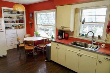 Mid century ranch kitchen [OC]