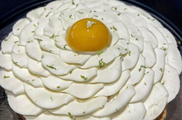 Tarte mangue, coco, citron vert.